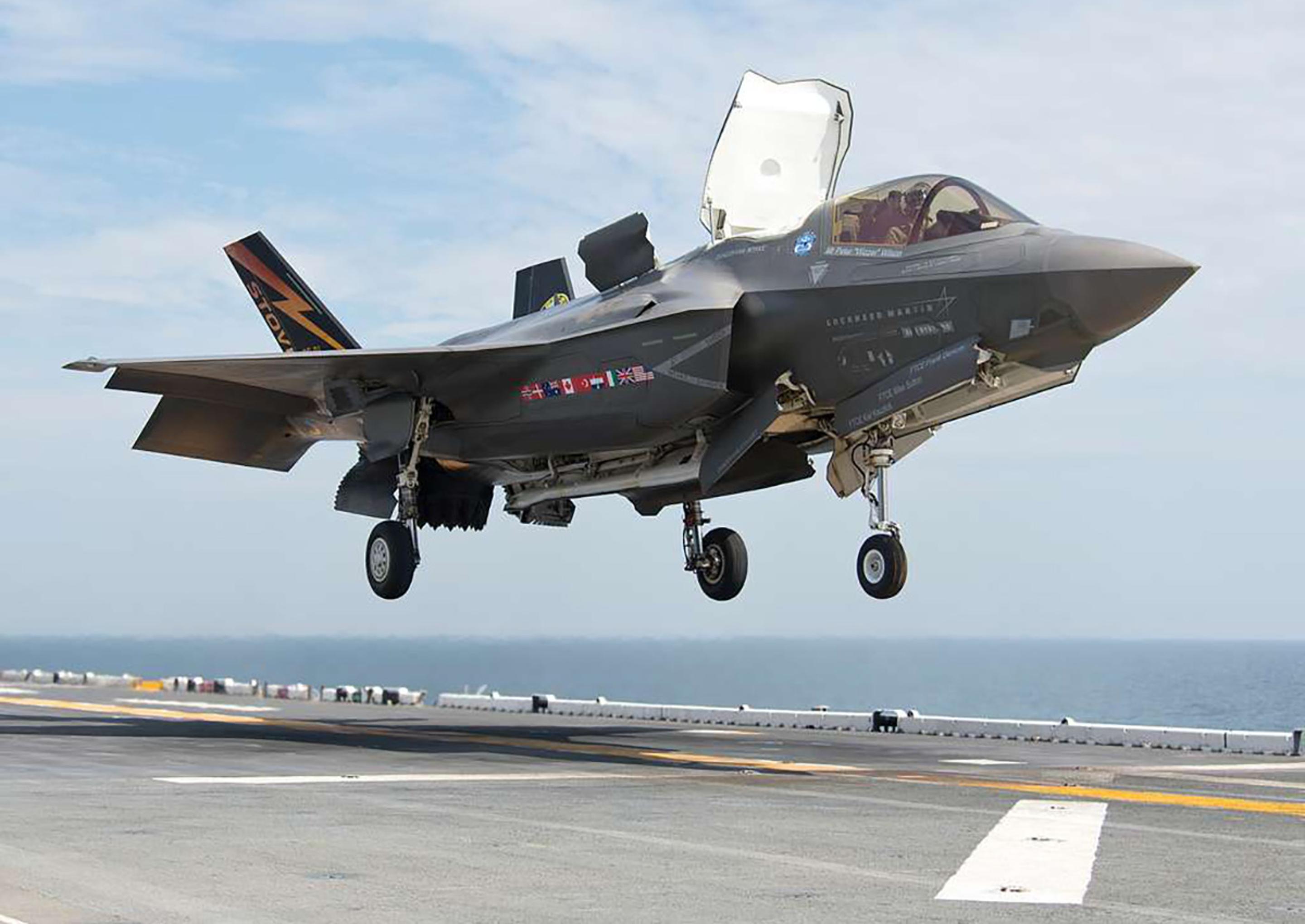 F-35战机头盔，40万美元，360度视野，引领航空新体验！ (https://www.qianyan.tech/) 科学 第2张