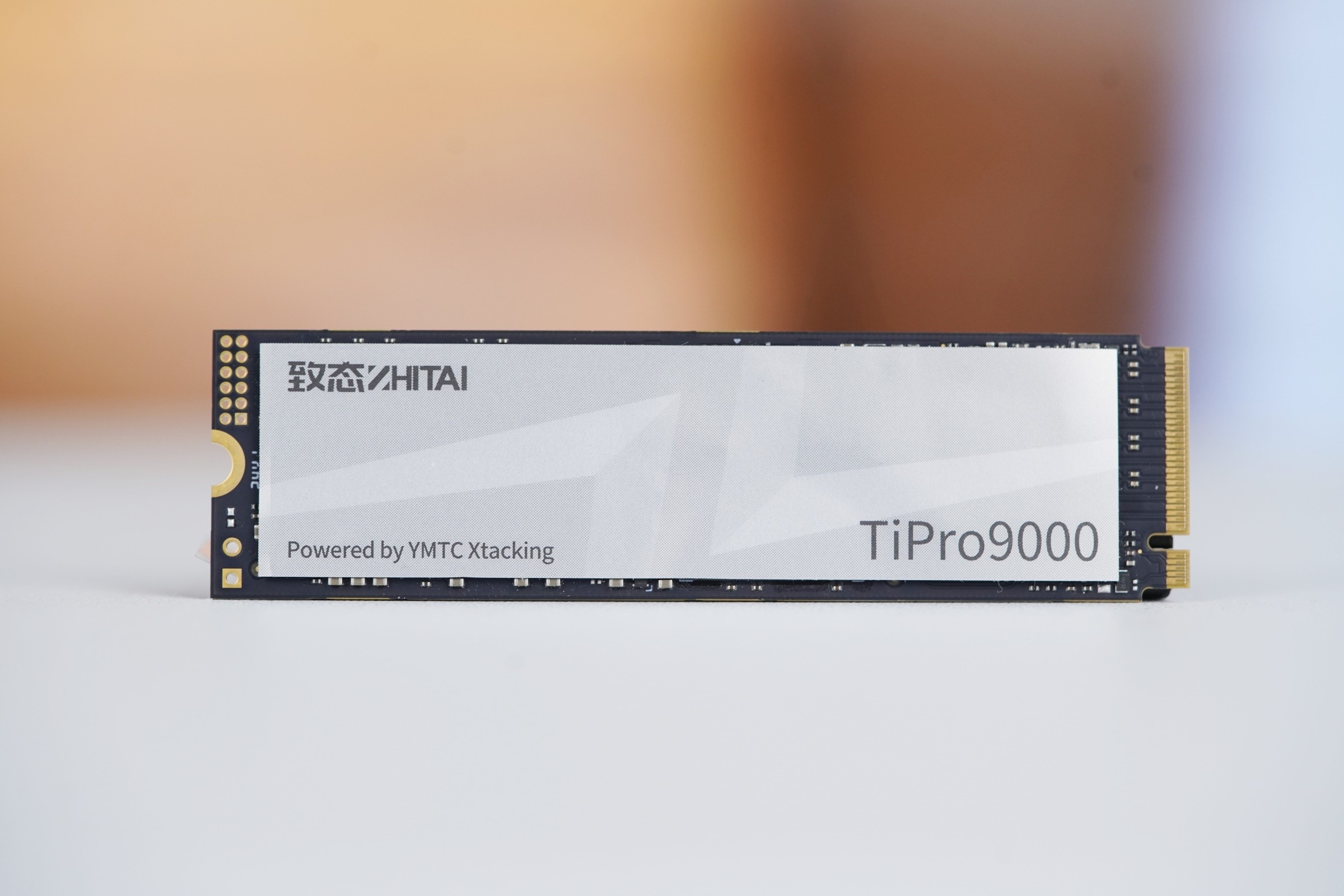 长江存储致态TiPro9000 2TB SSD图赏 速度逼近PCIe 5.0极限 - 硬件  (https://www.qianyan.tech/) 头条 第2张